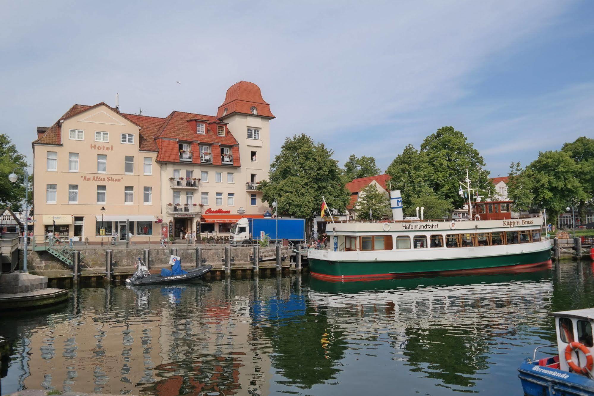 Hotel Am Alten Strom 3*