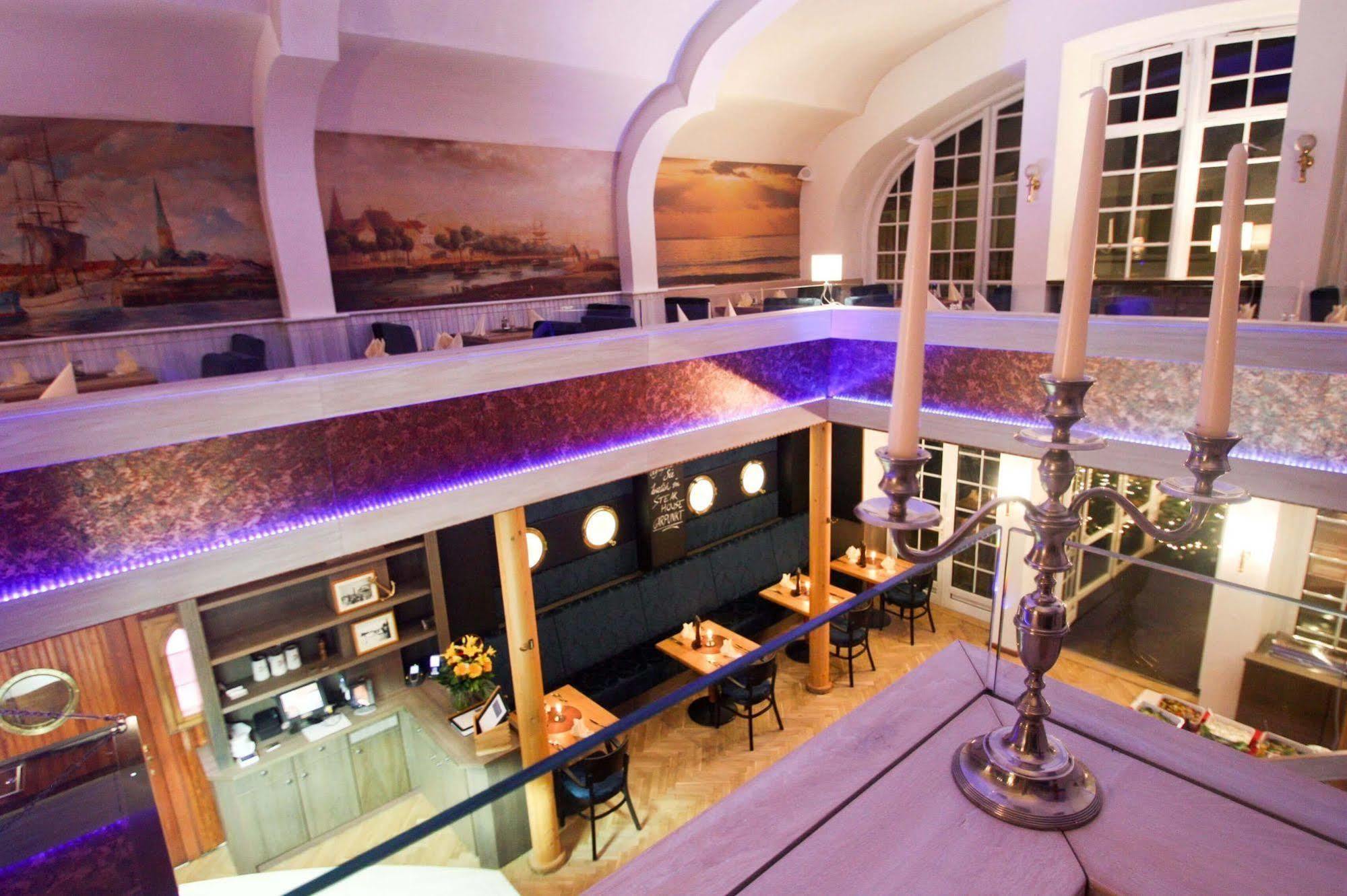 Hotel Am Alten Strom 3*